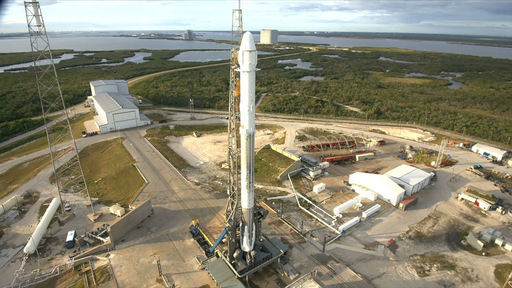 This photo released by NASA on December 15, 2017 shows a SpaceX Falcon 9 rocket with the Dragon spacecraft on Space Launch Complex 40 at Cape Canaveral Air Force Station in Florida. / AFP / NASA