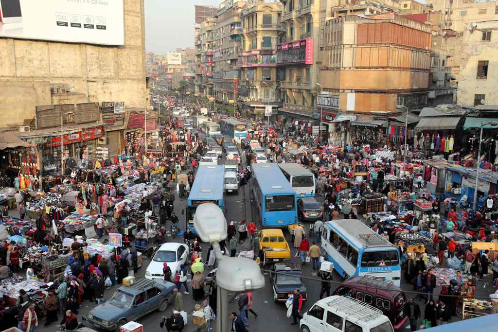 A picture taken on December 12, 2017 shows an elevated view of al-Attaba district on the edge of downtown Cairo, Egypt.  AFP / MOHAMED EL-SHAHED
