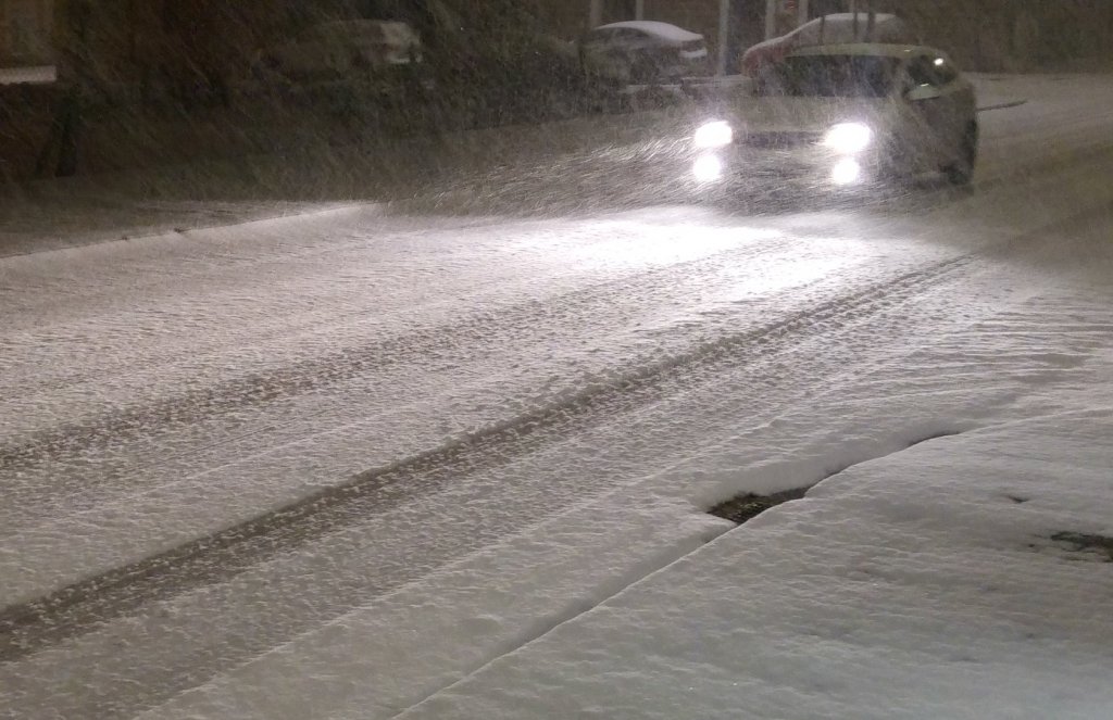 Snowstorm in Sierra de Urbión, Northern Spain. Photo credit twitter/@meteoduruelo
