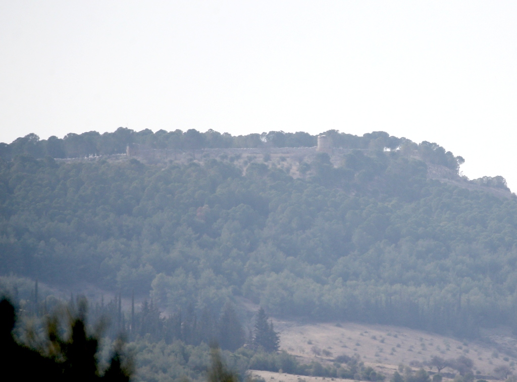 A photo taken from the Turkish side of the border shows the Afrin district of Syria's Aleppo province, besieged by the PYD/PKK, in Kilis, Turkey on January 15, 2018.  Ensar Özdemir - Anadolu
