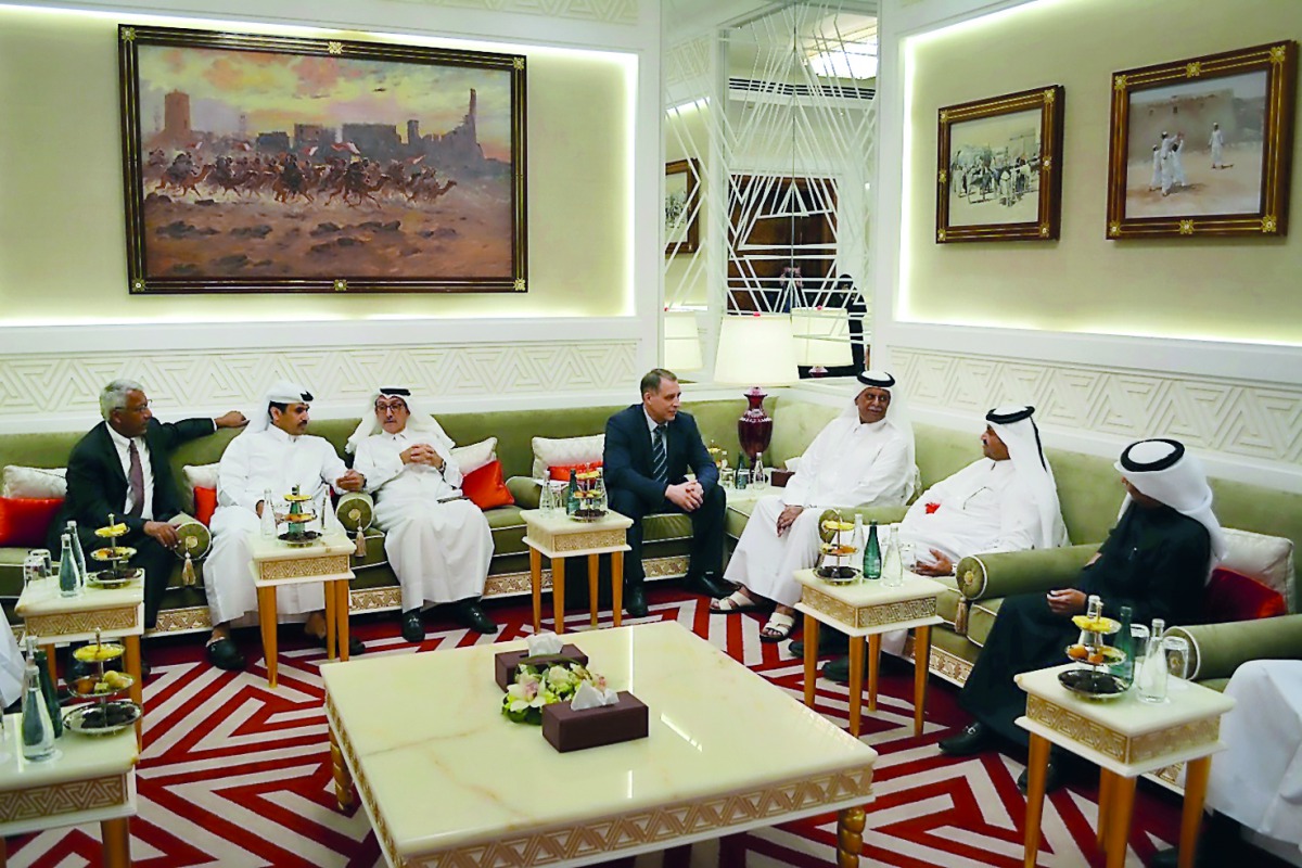 Minister of Energy and Industry, H E Dr Mohammed bin Saleh Al Sada (second right); Yury Sentyurin (centre), the new Secretary-General of the Doha-based Gas Exporting Countries Forum (GECF); Abdullah bin Hamad Al Attiyah (third right), Qatar’s former Minis