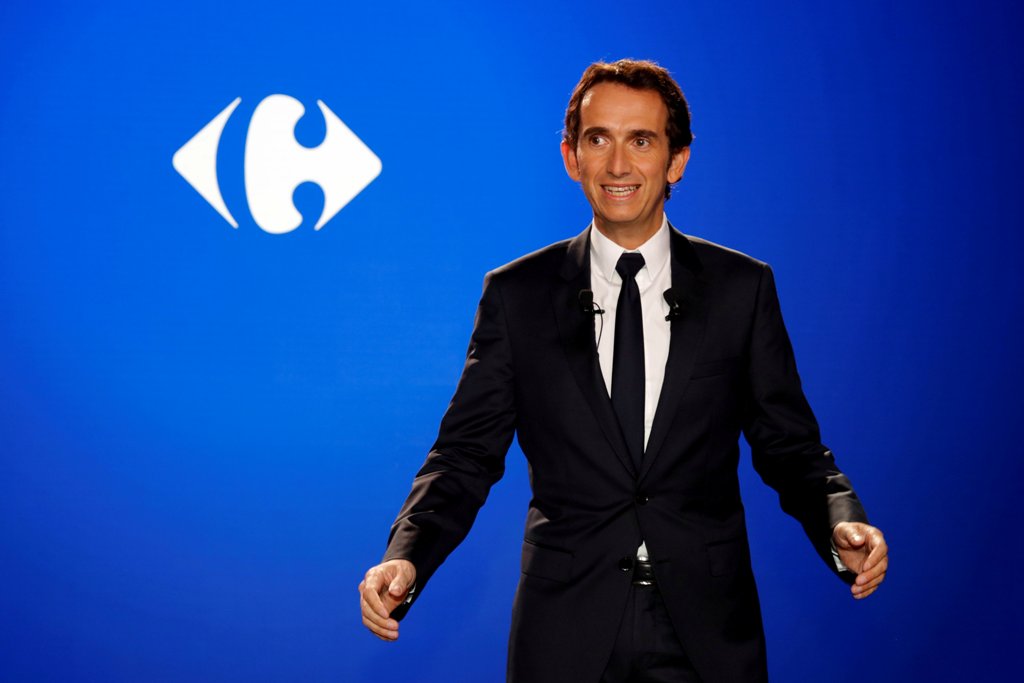 Alexandre Bompard, Chief Executive Officer of French retailer Carrefour, poses before a news conference to present the company's strategic plan in La Defense, near Paris, France, January 23, 2018. REUTERS/Philippe Wojazer