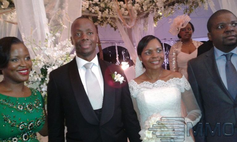 Valentina Guebuza and her husband Zofimo Muiuane on their wedding day. (Photo courtesy: thetrentonline.com)