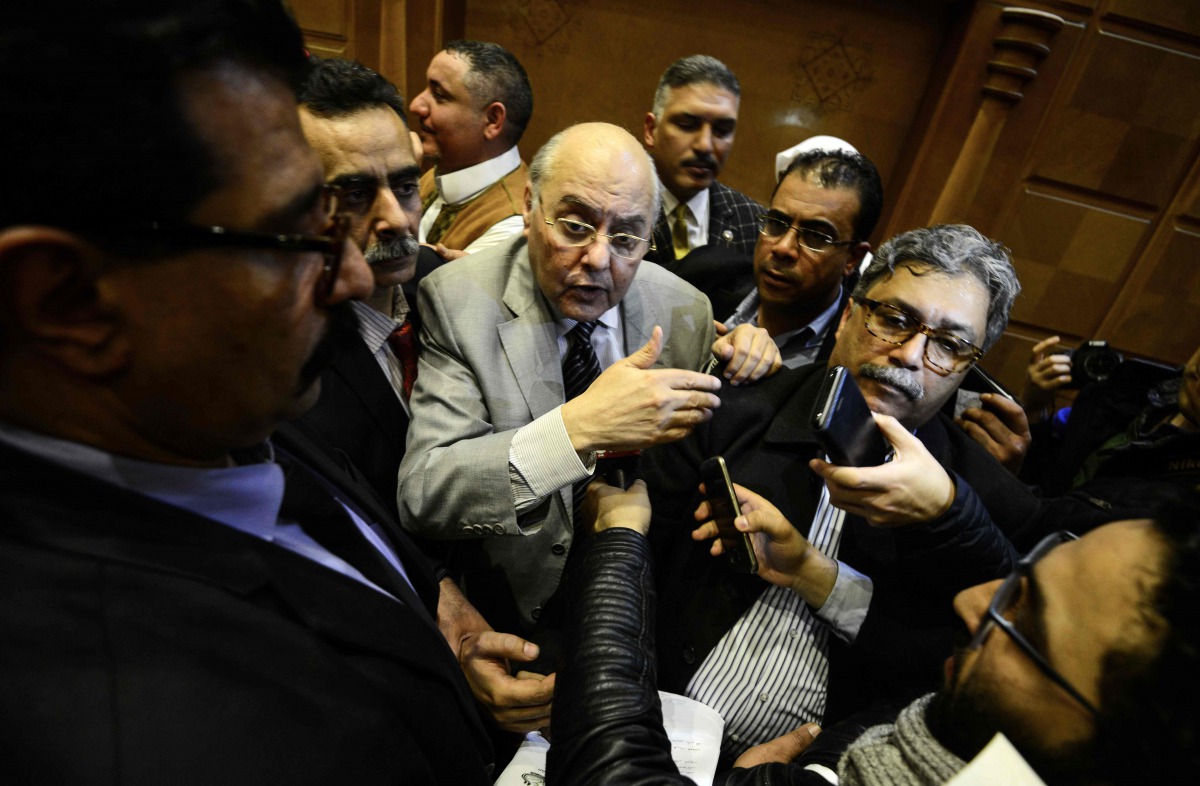 Presidential candidate Moussa Mustafa Moussa (C), the head of the Ghad Party, speaks during press conference in Cairo on January 29, 2018, after presenting his application to run in the March elections. AFP / Mohamed El-Shahed