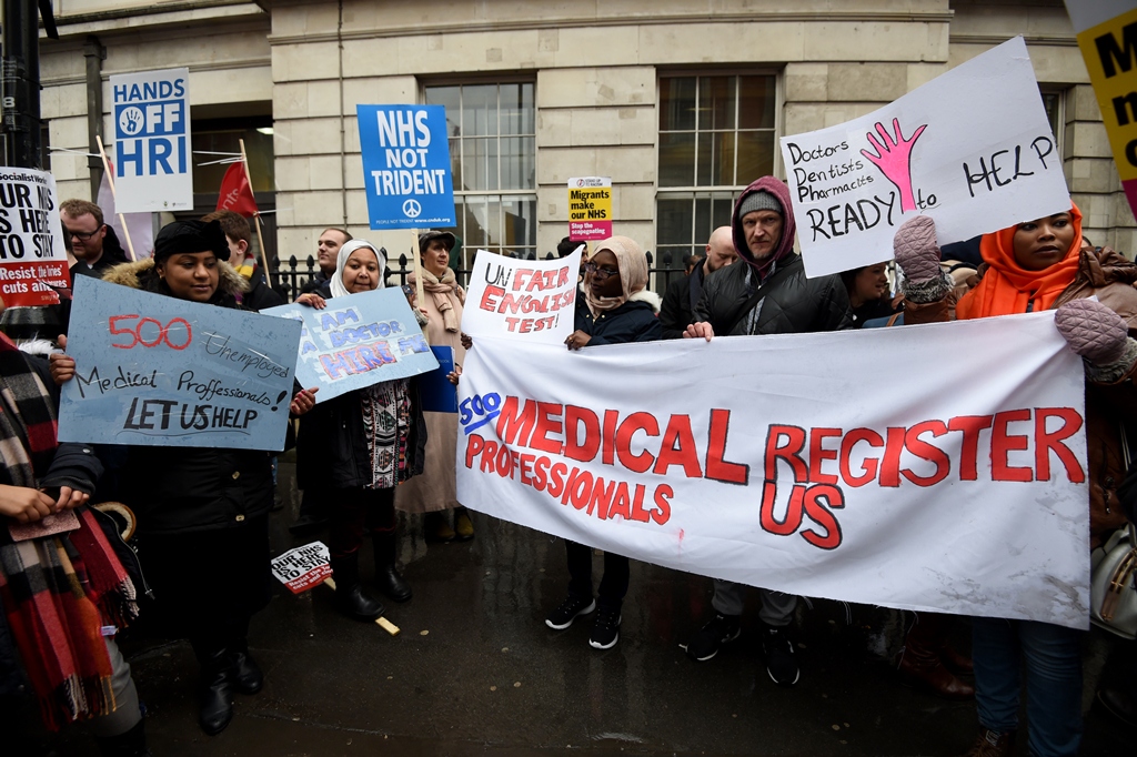 Protesters join a march to Downing Street organised by Health Campaigns Together and the People's Assembly to draw attention to the ongoing crisis in the NHS, in London on February 03, 2018. ( Kate Green - Anadolu Agency )