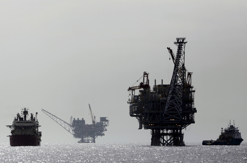 An Israeli gas platform, controlled by a US-Israeli energy group, is seen in the Mediterranean sea, some 15 miles west of I port city of Ashdod, in this file picture taken February 25, 2013. Reuters/Amir Cohen