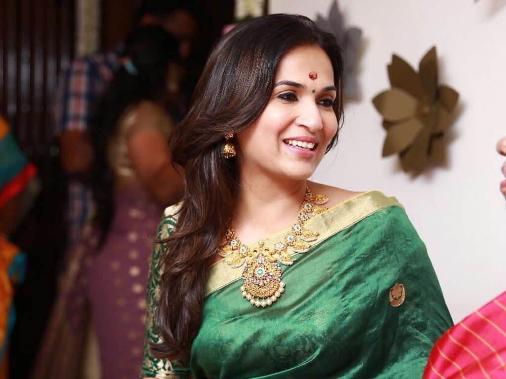 Twitter image of Soundarya Rajinikanth