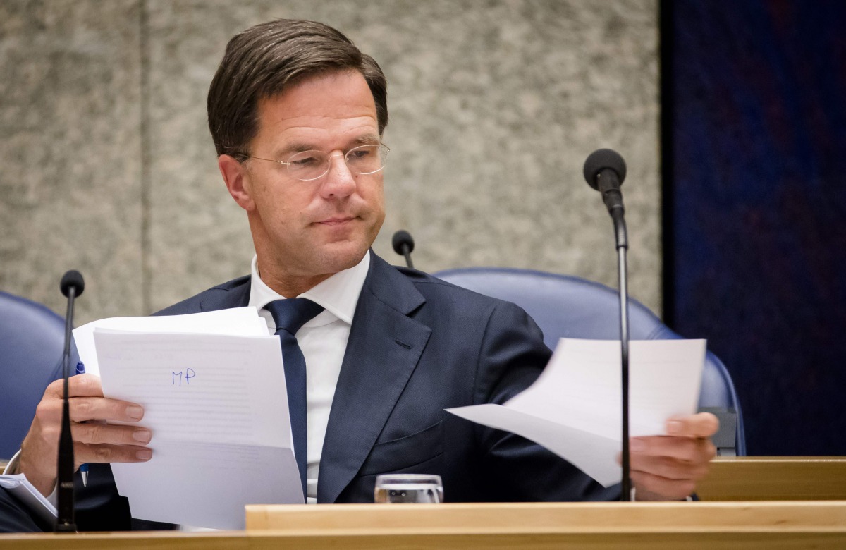 Dutch Prime Minister Mark Rutte, who believes deeper integration is not the answer to the club's problems, told German news weekly Der Spiegel that countries would not just 