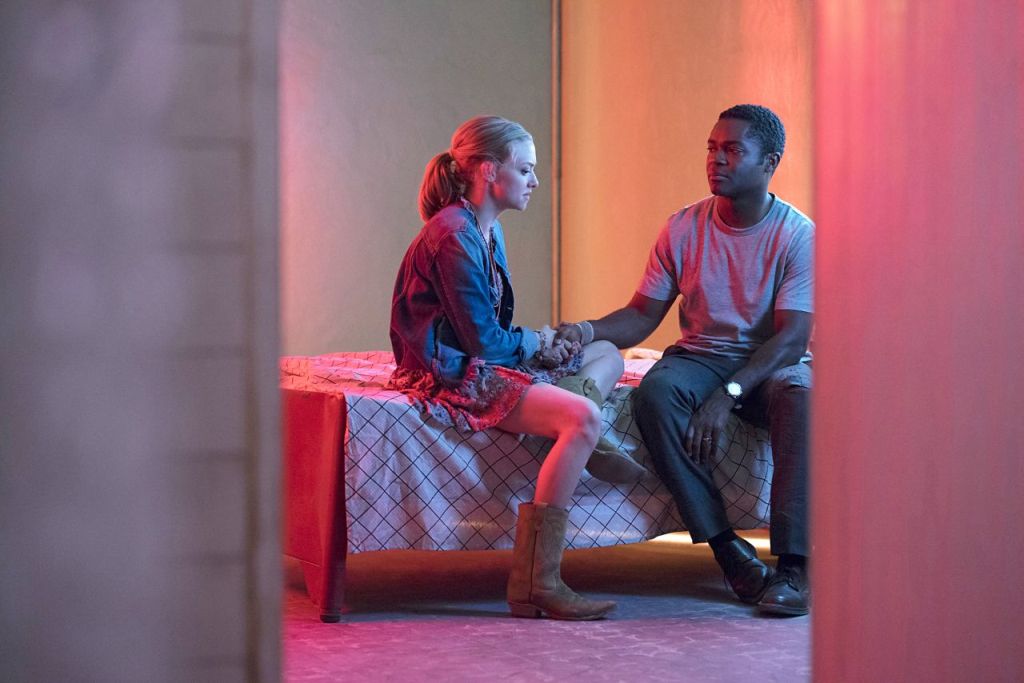 A still of the actors Amanda Seyfried and David Oyelowo (R) from the movie Gringo.