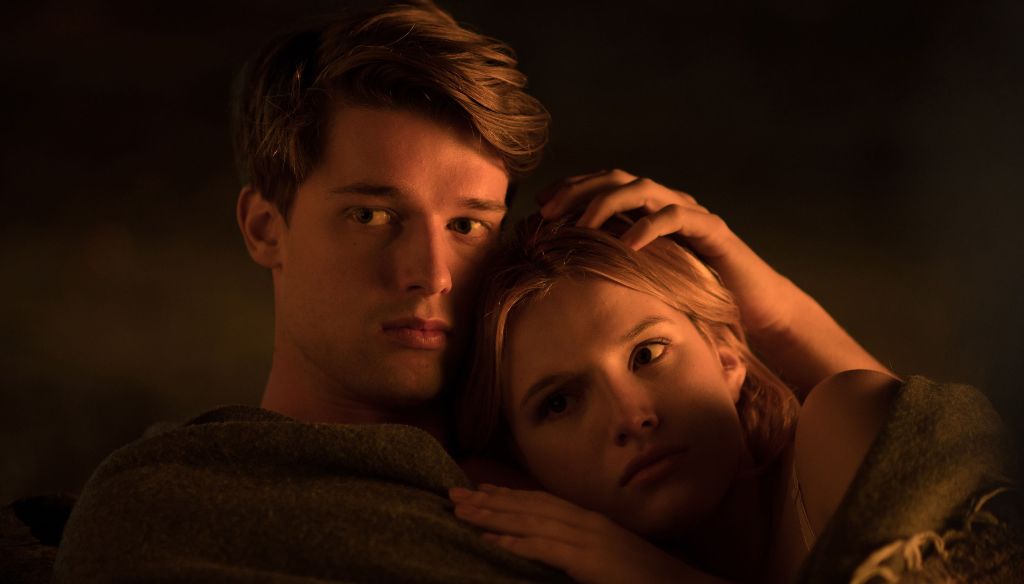 A still of the actors Bella Thorne (R) and Patrick Schwarzenegger from the movie Midnight Sun.
