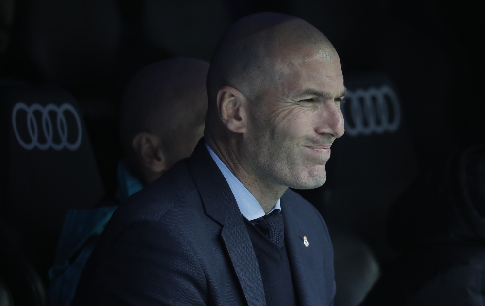 Head coach of Real Madrid Zinedine Zidane gestures during the La Liga soccer match between Real Madrid and Atletico Madrid at Santiago Bernabeu Stadium in Madrid, Spain on April 08, 2018. Burak Akbulut - Anadolu
