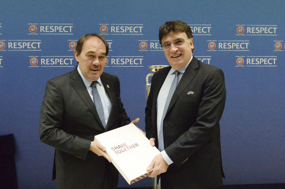 Turkish Football Federation’s President Yildirim Demiroren (L) and UEFA General Secretary Theodore Theodoridis are seen during the submission of the UEFA EURO 2024 bid dossier by the TFF at the UEFA headquarters, the House of European Football on April 26