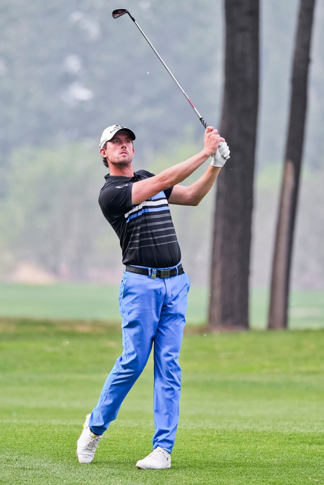 Alexander Bj?ork of Sweden plays a shot during the final round of the China Open in Beijing yesterday. 