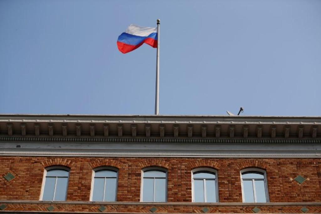 File photot of the Russian flag waves in the wind on the rooftop of the Consulate General of Russia in San Francisco, California, US, September 2, 2017. REUTERS/Stephen Lam 