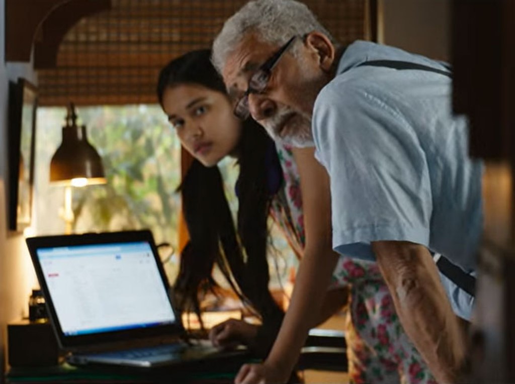 A still from the movie Hope Aur Hum.