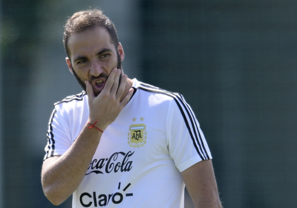 Argentina's forward Gonzalo Higuain takes part in a training session at the team's base camp in Bronnitsy, on June 29, 2018 on the eve of the team's round of sixteen football match as part of the Russia 2018 World Cup. / AFP / JUAN MABROMATA