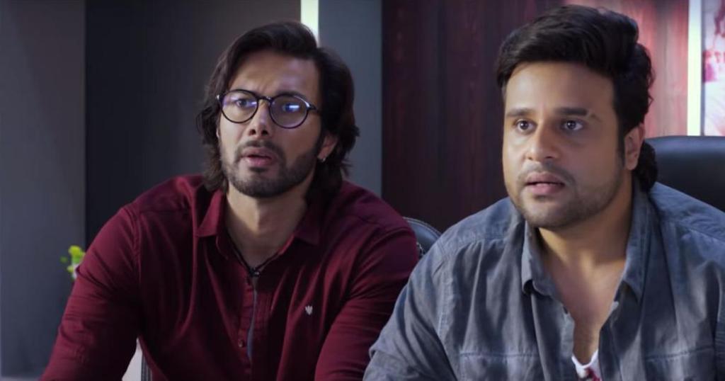 Still of the actors Krushna Abhishek(R) and Rajniesh Duggall from the movie Teri Bhabhi Hai Pagle.