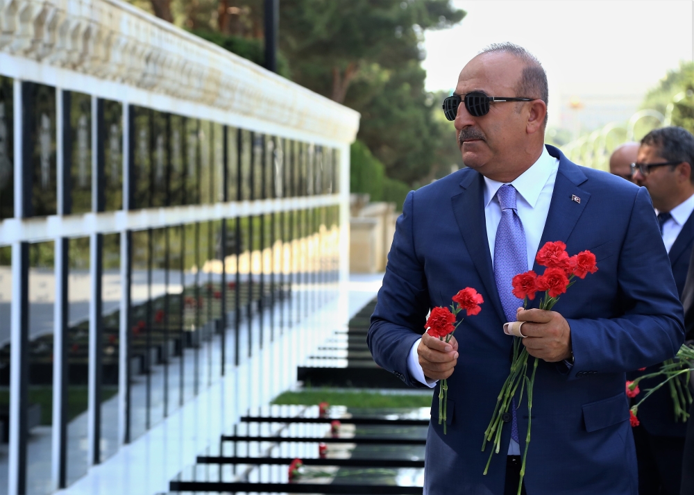Turkish Foreign Affairs Minister Mevlut Cavusoglu visits Baku Turkish Martyrs' Memorial in Baku, Azerbaijan on July 24, 2018. ( Resul Rehimov - Anadolu Agency )