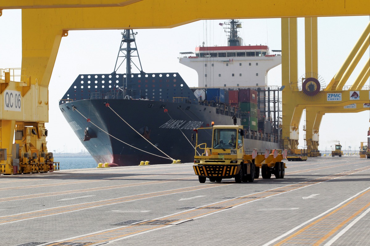 A ship decks at Hamad port in Doha,  Qatar,  June 14, 2017.  Reuters/Naseem Zeitoon
