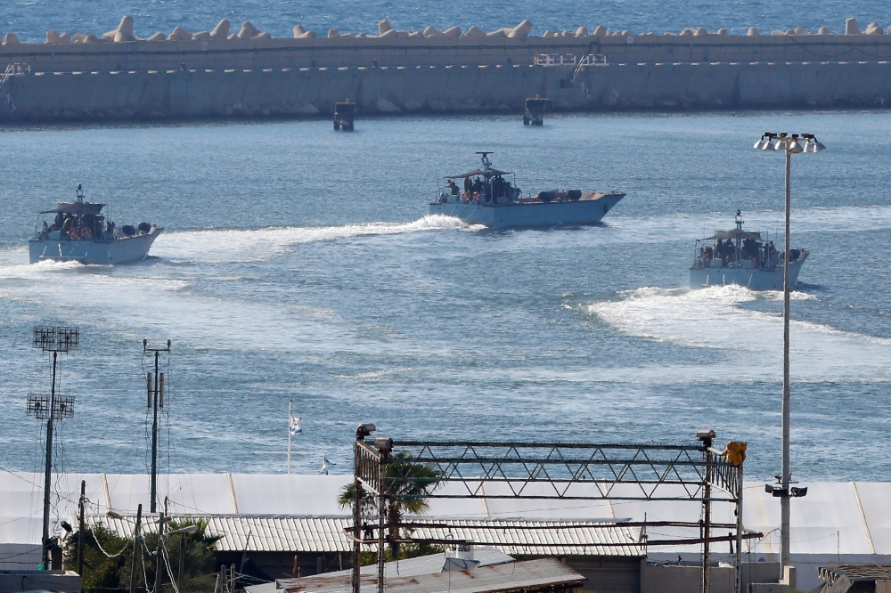 Israeli navy ships manoeuvre at the military port of Ashdod southern Israel on July 29, 2018. (AFP / Jack Guez) 