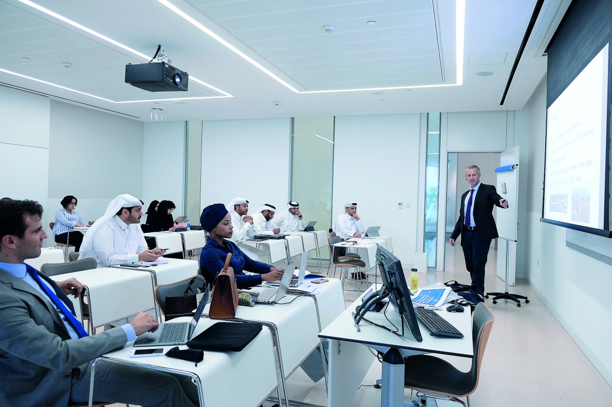 Julian Bailey, a leading authority in construction law, delivered a lecture in the first of a series of seminars.