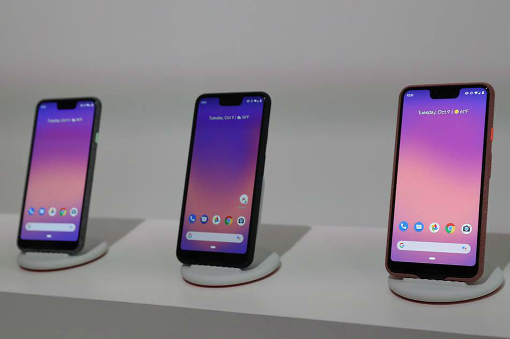 The Google Pixel 3 third generation smartphones are seen on display after a news conference in Manhattan, New York, US, October 9, 2018. Shannon Stapleton, Reuters