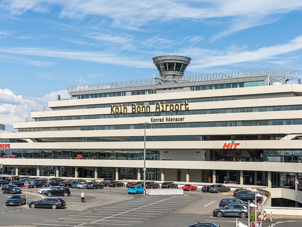 File picture of the Cologne-Bonn airport; Source: Wikipedia 
