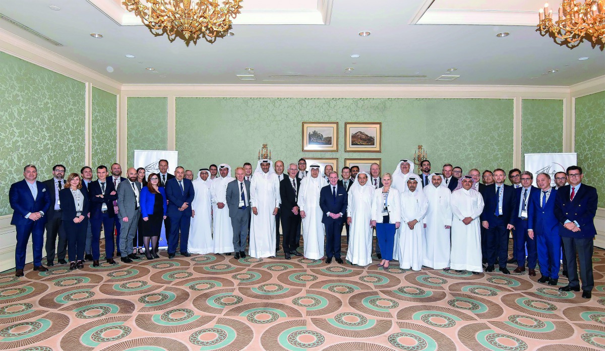 Members of the Qatari Businessmen Association (QBA), posing for a group photo with the visiting delegation of French businessmen from MEDEF, headed by Guillaume Pepy, Chairman of the French-Qatari Committee in MEDEF, and in the presence of the French Amba