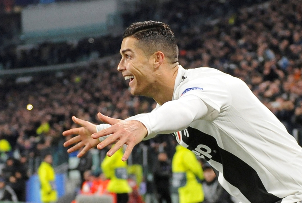 Juventus' Cristiano Ronaldo celebrates their first goal, November 27, 2018. REUTERS/Massimo Pinca