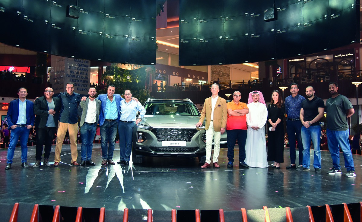 Officials pose for a group picture at the ceremony.