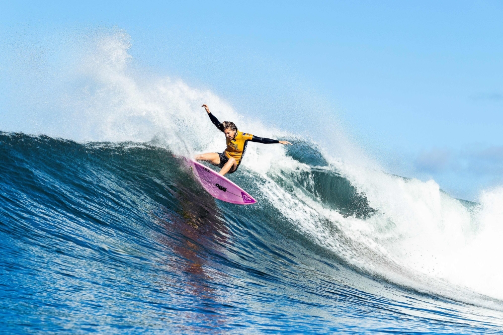 Surfing World Champion Stephanie Gilmore from Australia advances to the Semifinals of the 2018 Beachwaver Maui Pro after winning Quarterfinal Heat 2 at Honolua Bay, Maui, Hawaii, on November 27, 2018.  WSL/ Kelly Cestari