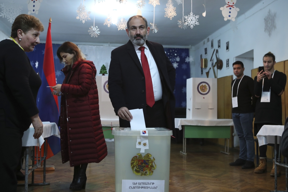Nikol Pashinyan casts his ballot in early parliamentary election at a polling station in Yerevan, Armenia on December 09, 2018. (Hayk Baghdasaryan/Anadolu Agency)