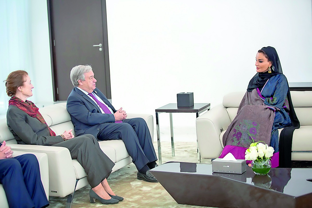 H H Sheikha Moza bint Nasser, Chairperson of Qatar Foundation, attended a lecture by UN Secretary-General Antonio Guterres, organised as a part of Education City Speaker Series at Hamad bin Khalifa University. 