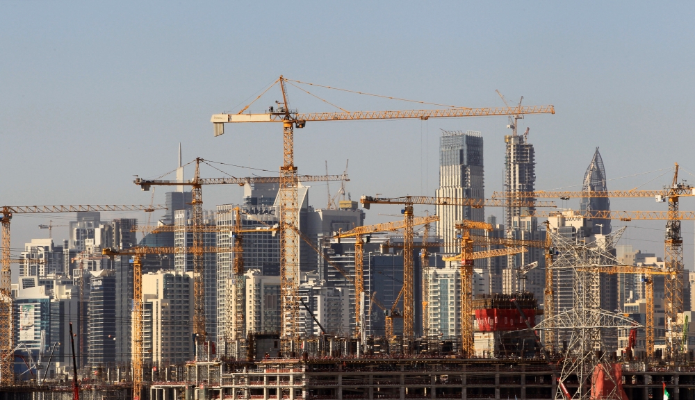 General view of Dubai's cranes at a construction site in Dubai, UAE December 18, 2018. (REUTERS/Satish Kumar)