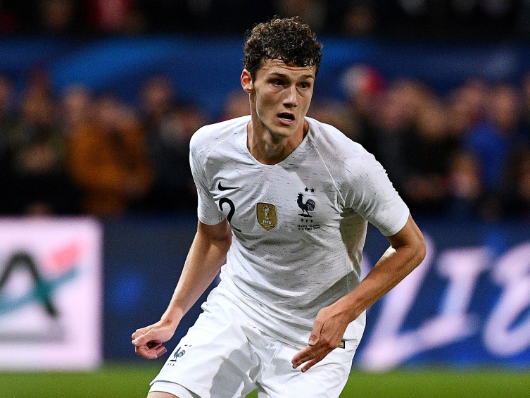 France's defender Benjamin Pavard (AFP / FRANCK FIFE/ File Photo)