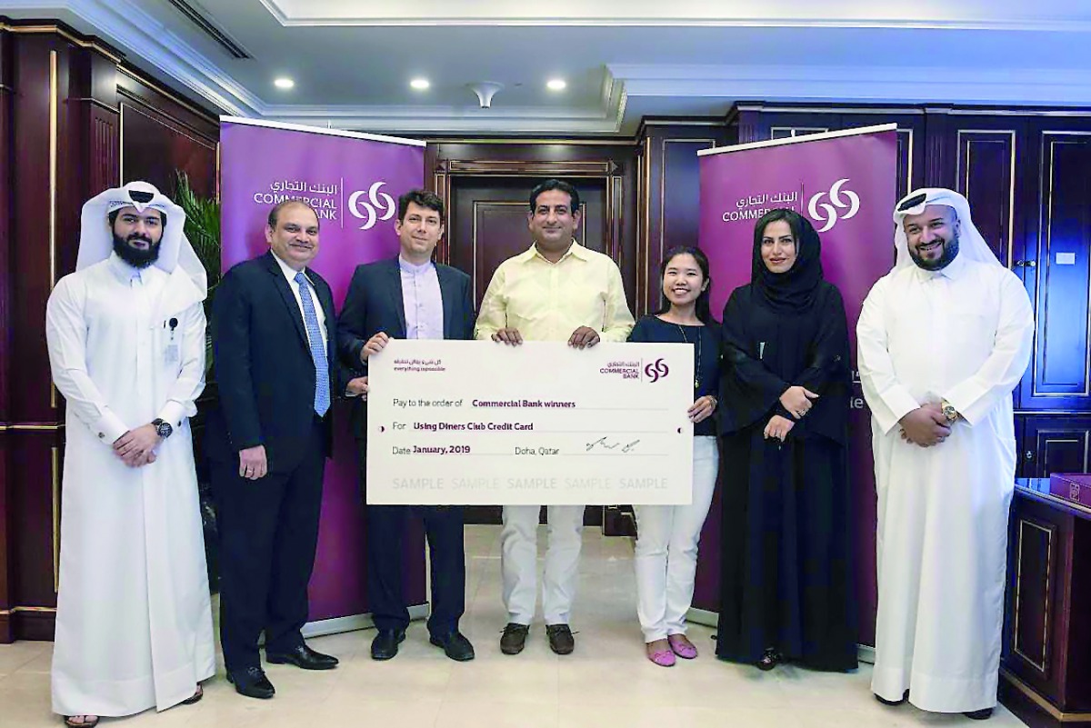 The winners of Diners Club Credit Card spend promotion with Commercial Bank officials.