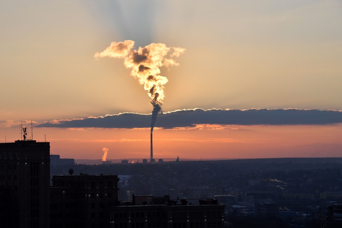 A view of northeastern Ukrainian industrial city of Kharkiv at sunset on February 14, 2019. AFP / Sergei Supinsky
