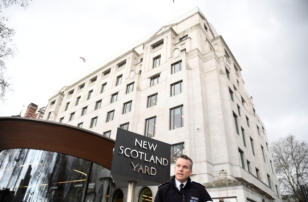 Deputy Assistant Commissioner of the Metropolitan Police, Graham McNulty, delivers a statement outside of New Scotland Yard relating to knife crime in London, March 4, 2019. Reuters/Toby Melville