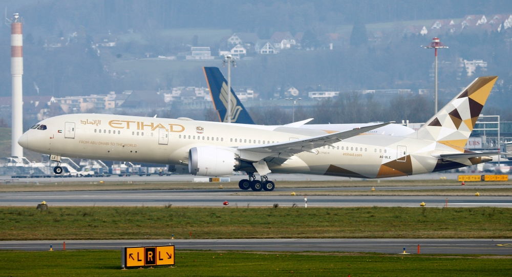 An Etihad Boeing 787-9 Dreamliner aircraft takes off from Zurich Airport January 9, 2018. (REUTERS/Arnd Wiegmann/File Photo)