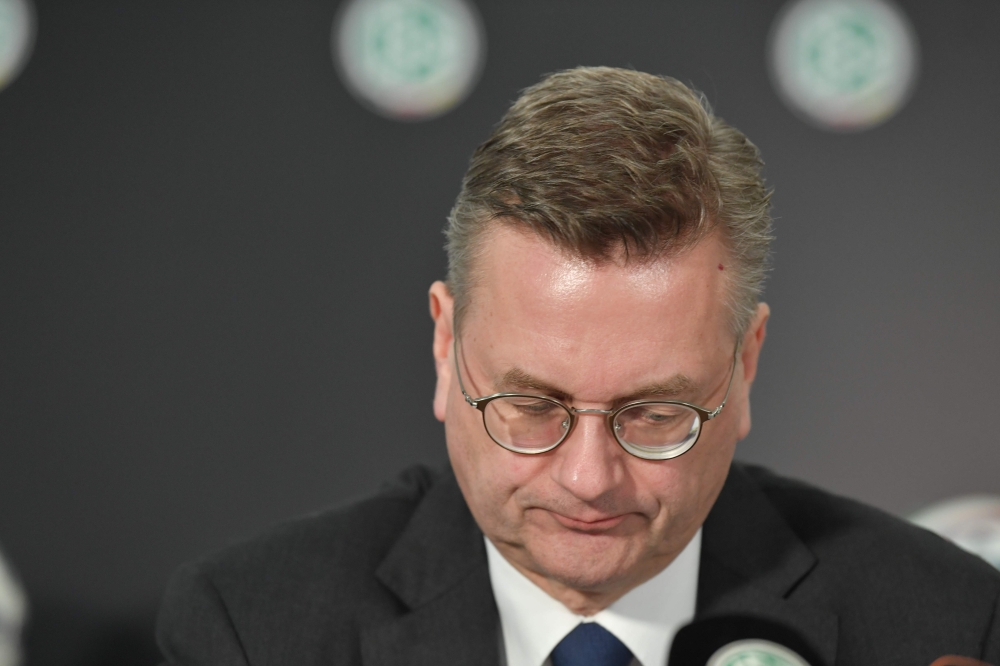 Reinhard Grindel, president of the German Football Association (DFB), addresses a press conference on April 2, 2019 in Frankfurt am Main, western Germany, to announce his resignation. AFP / dpa / Boris Roessler