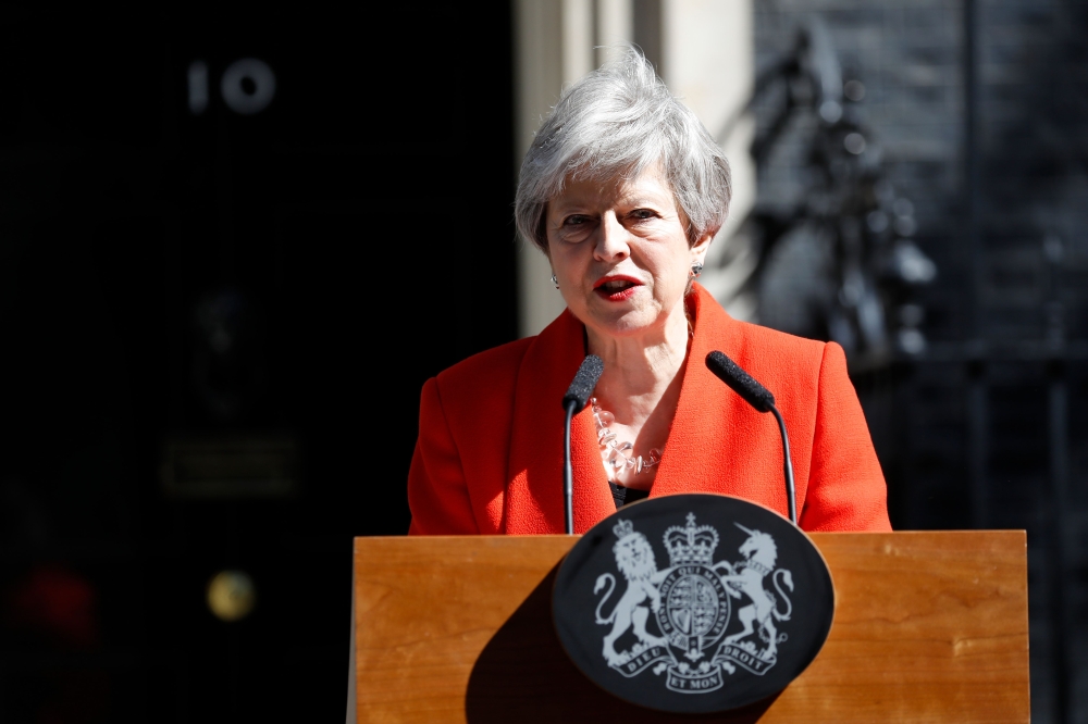 Britain's Prime Minister Theresa May announces her resignation outside 10 Downing street in central London on May 24, 2019. / AFP / Tolga AKMEN 