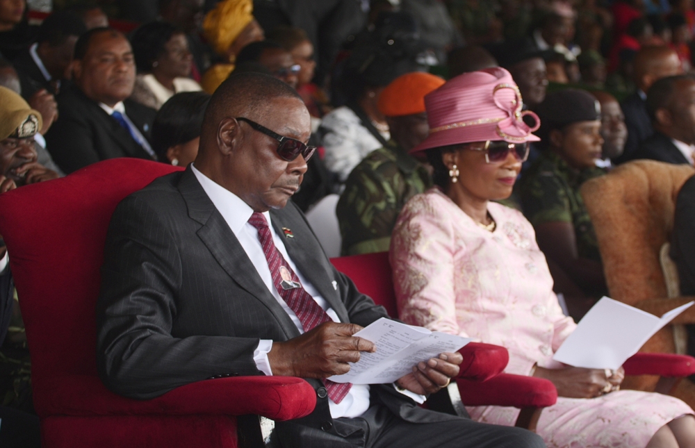 Malawi President Peter Mutharika attend his inauguration ceremony with his wife Gertrude in Blantyre, Malawi, May 31, 2019.Reuters/Eldson Chagara