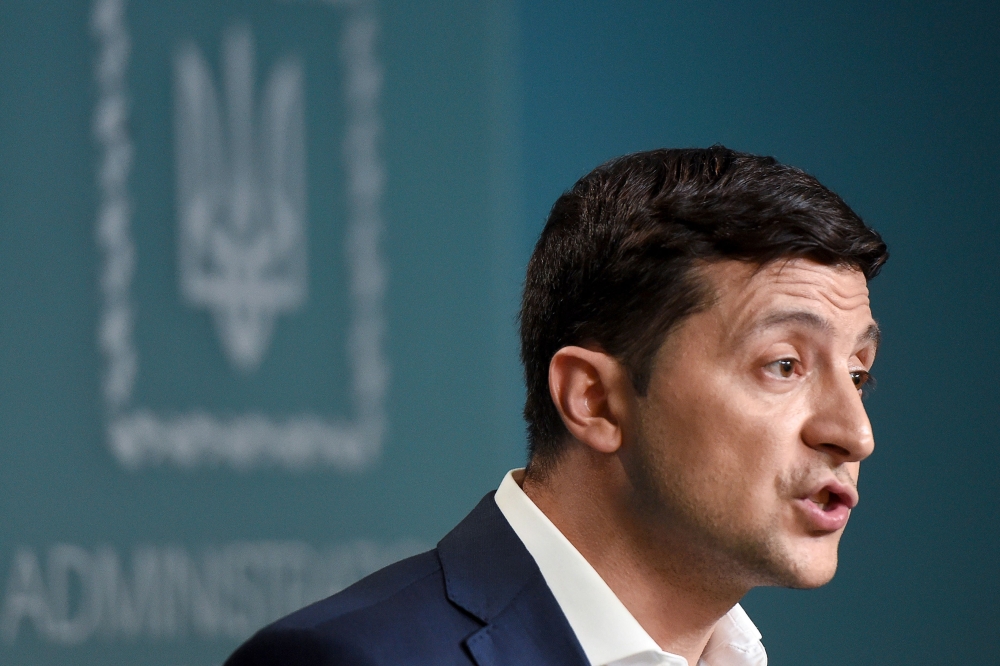 Ukrainian President Volodymyr Zelensky speaks during a press briefing in Kiev on June 27, 2019. AFP/Sergei Supinsky