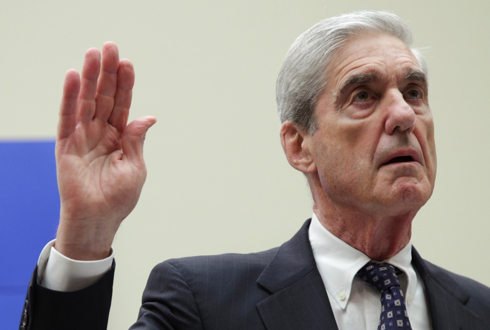 Former Special Counsel Robert Mueller is sworn in before the House Intelligence Committee about his report on Russian interference in the 2016 presidential election in the Rayburn House Office Building July 24, 2019 in Washington, DC. (Alex Wong/Getty Ima