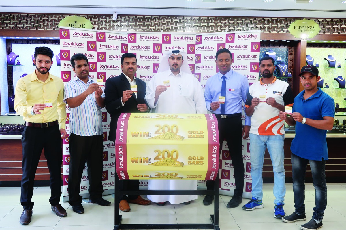 Joyalukkas’ Golden Summer Surprise promotion draw being held in the presence of a Ministry official.