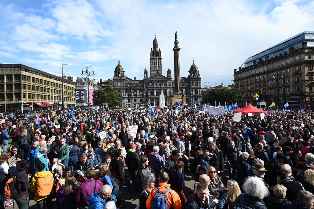 Demonstrators gather to protest against the government's move to suspend parliament in the final weeks before Brexit in Glasgow on August 31, 2019. AFP / ANDY BUCHANAN