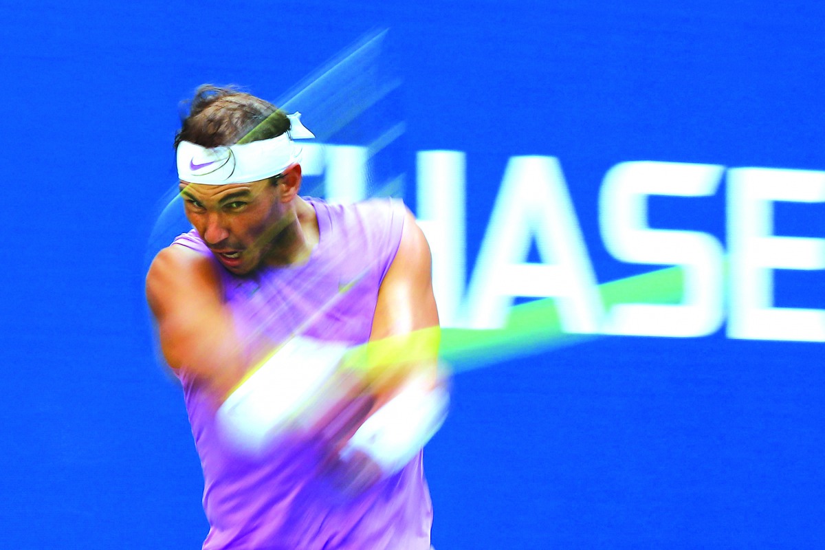 Rafael Nadal of Spain returns a shot during his Men's Singles third round match against Hyeon Chung of South Korea on day six of the 2019 US Open at the USTA Billie Jean King National Tennis Center on August 31, 2019 in Queens borough of New York City. El