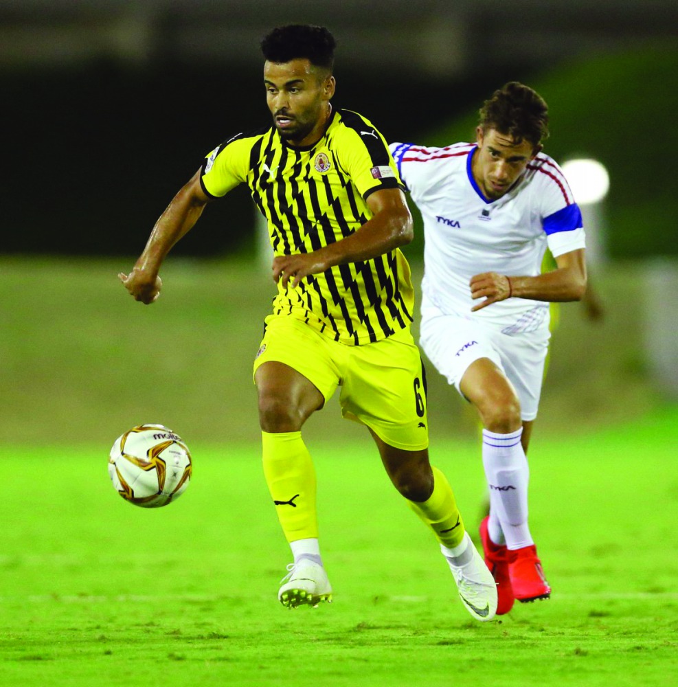 An action during the friendly match between Qatar SC and India’s Delhi Dynamos, played on Sunday.