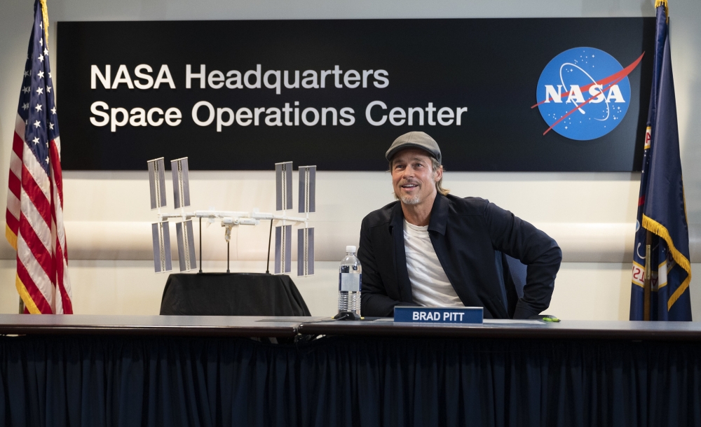 This NASA photo shows actor Brad Pitt as he speaks with NASA astronaut Nick Hague who is onboard the International Space Station, on September 16, 2019 from the Space Operations Center at NASA Headquarters in Washington,DC. (Afp Photo / Nasa /Joel Kowsky/