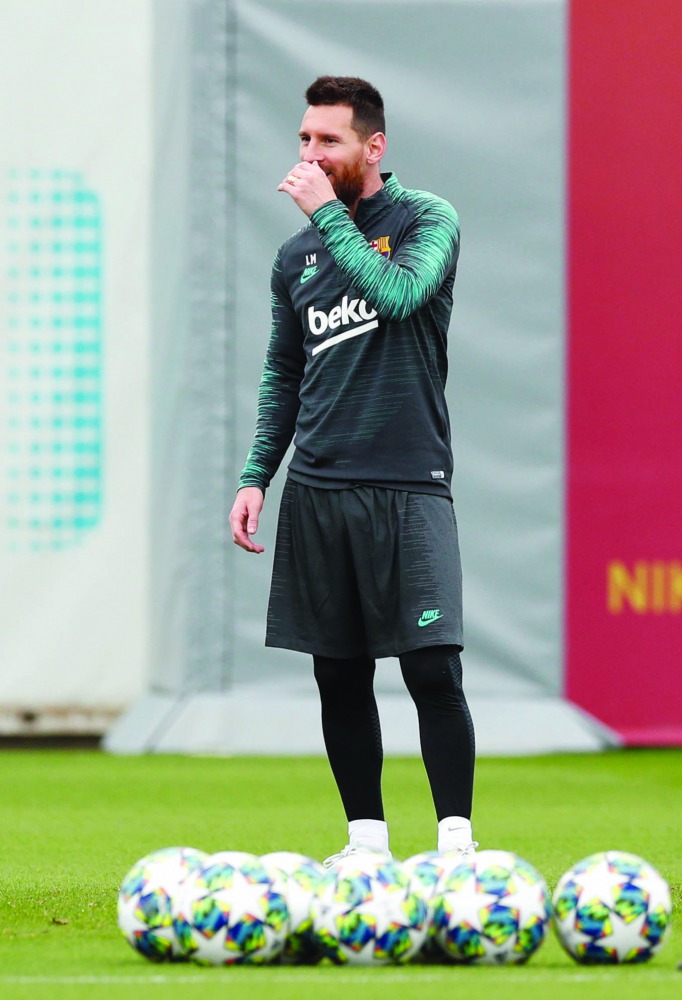  Barcelona's Lionel Messi during training Reuters/Albert Gea 